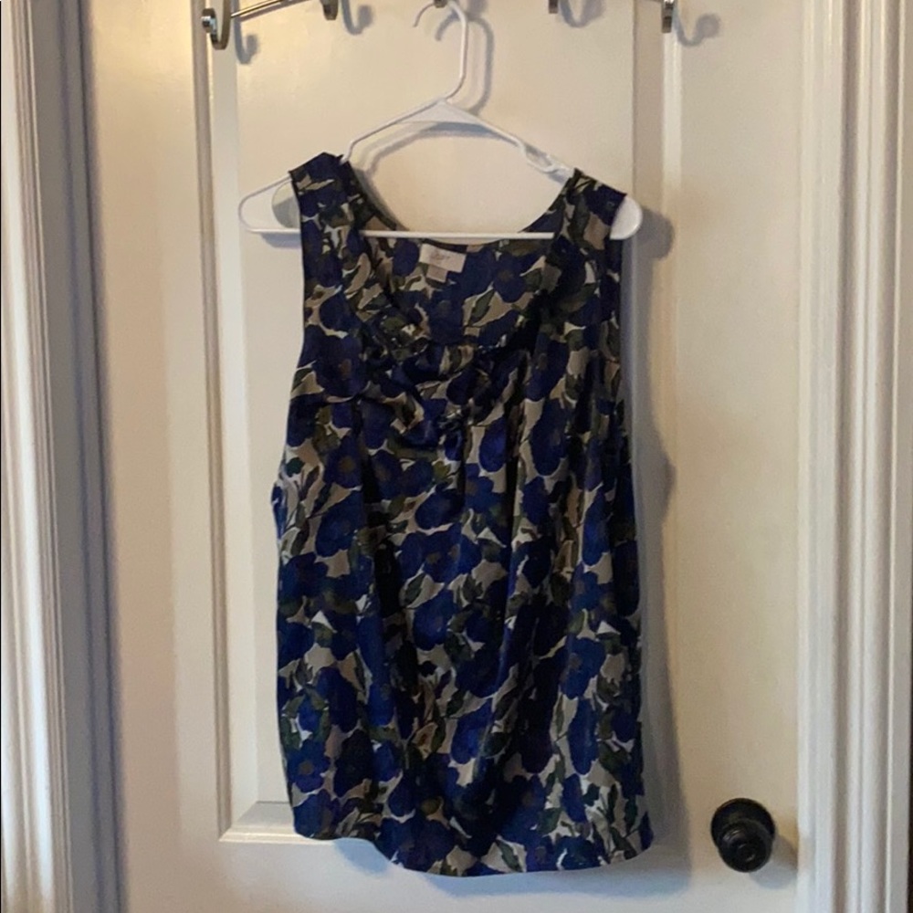 Cowl sleeveless blouse